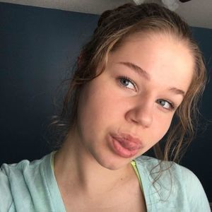 Meet your Posher, Kaila